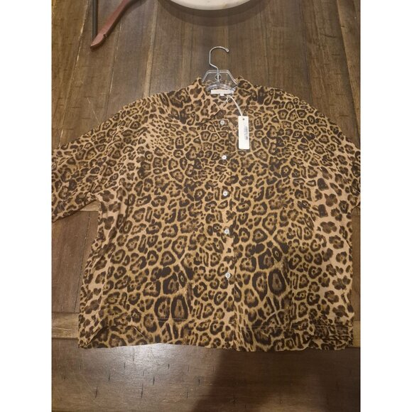 Olivaceous Leopard Print Button-Up Shirt S - Picture 4 of 5